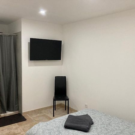 Mas Feuillade Logement Partage نيم المظهر الخارجي الصورة
