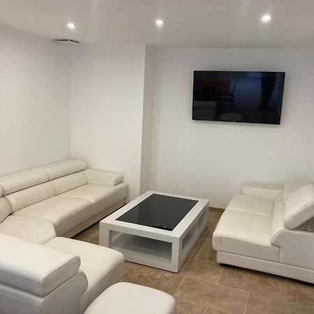 Mas Feuillade Logement Partage نيم المظهر الخارجي الصورة